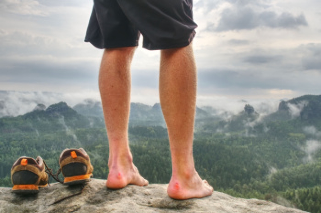 Hiking Safely With Poor Circulation in the Feet